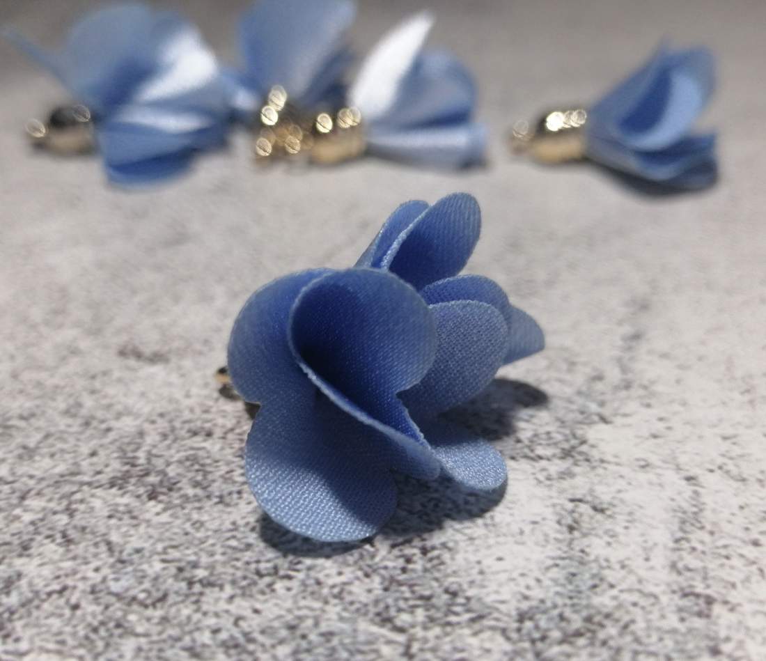 Virág alakú bojt - kék